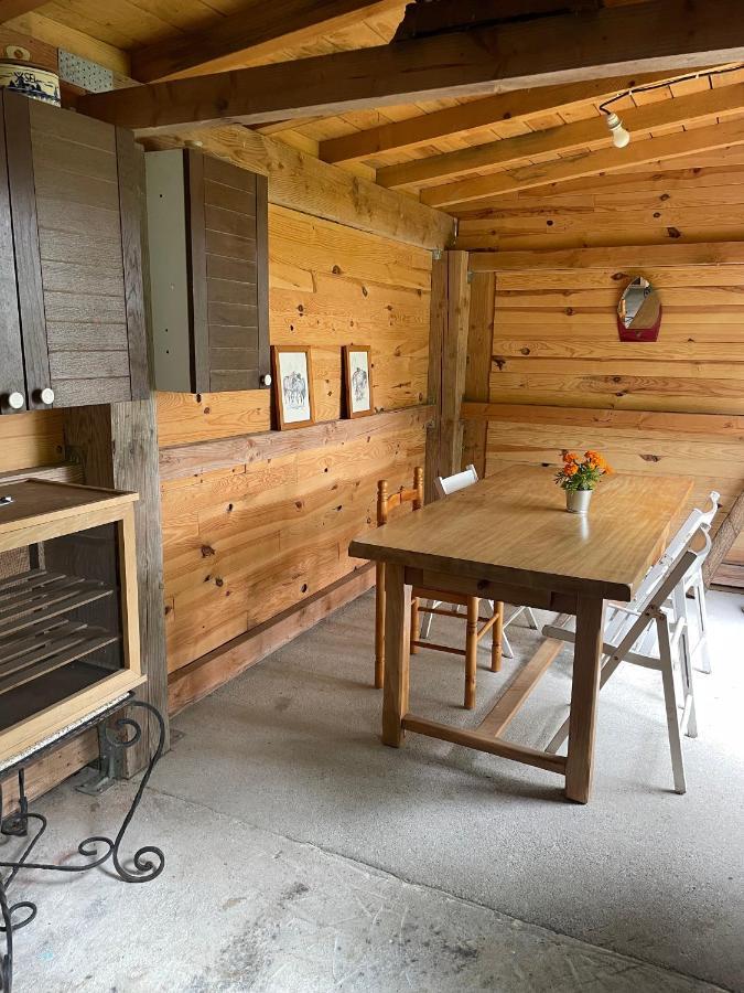 Les Cabanes du Vigné Molandier Extérieur photo
